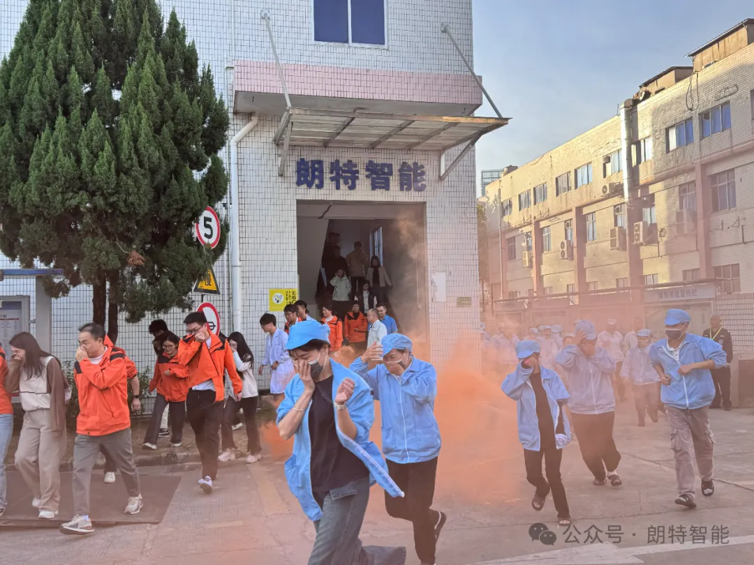 ���ΰ�ȫ˫���ߡ��� �������ʹ������ܷ�չ���������뷴թ�����